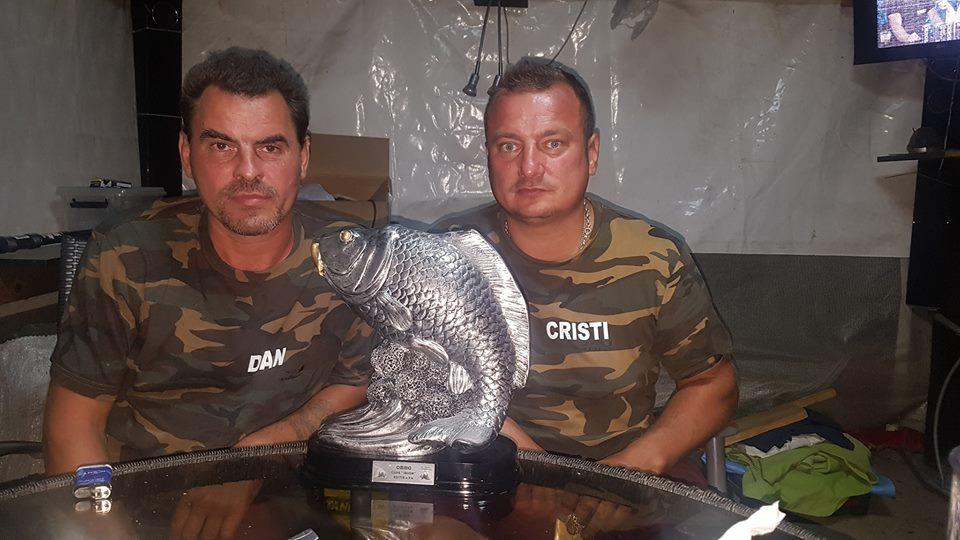 C&R - 41353140480355085772266915346754428207104n1.jpg